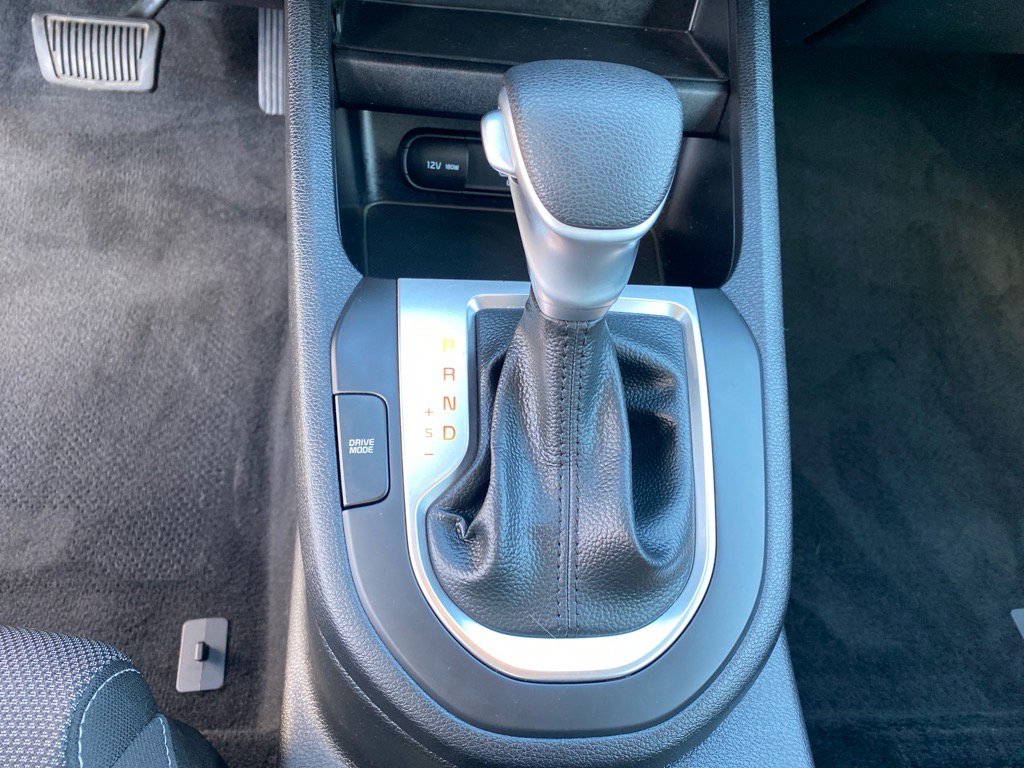2023 Kia Forte LXS photo 12