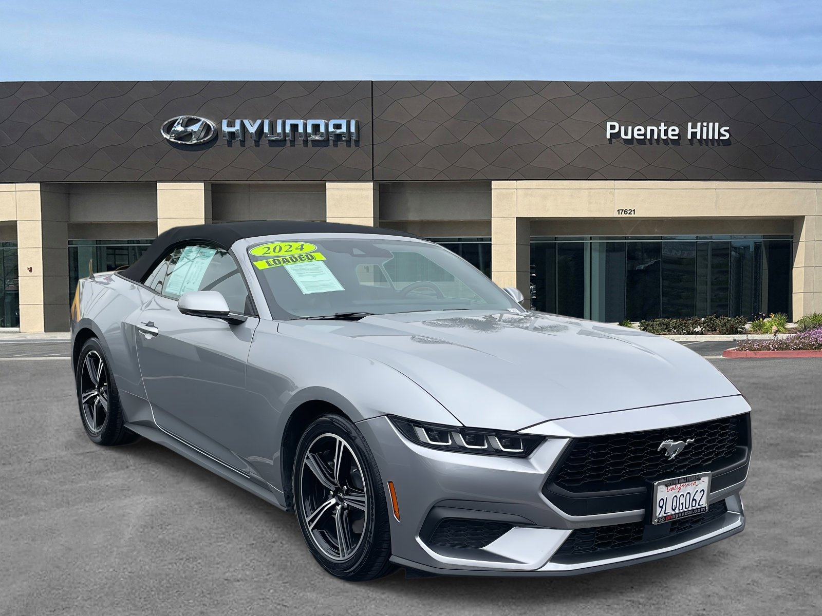 2024 Ford Mustang EcoBoost Premium photo 3