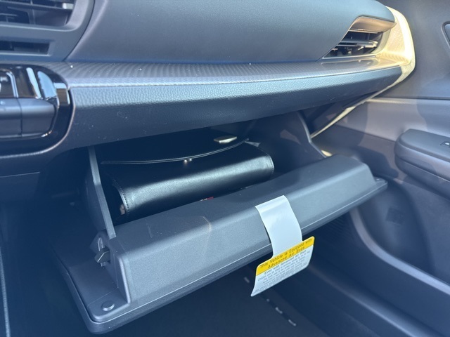 2024 Toyota Prius XLE photo 25