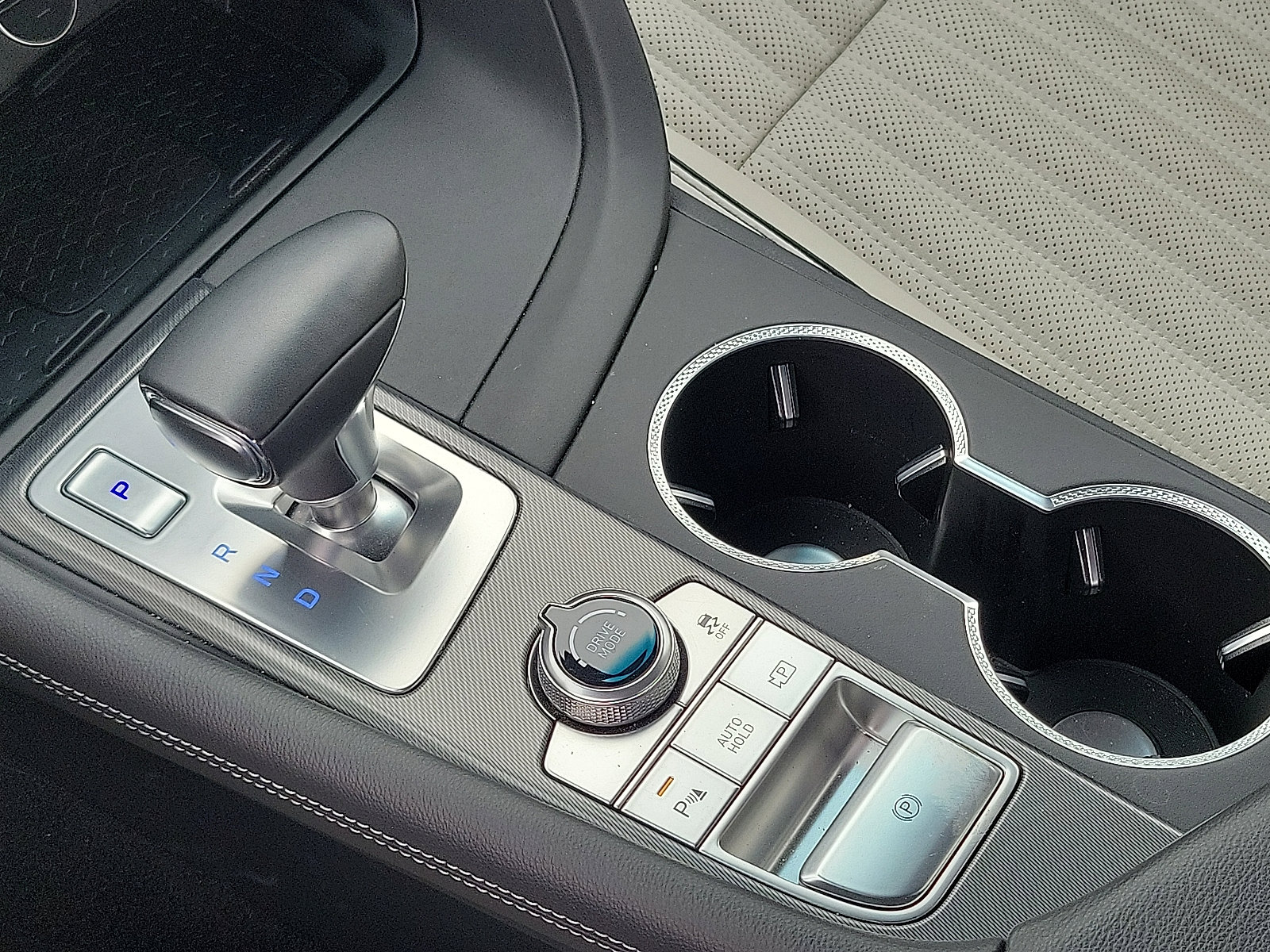 2025 Genesis G70 3.3T Sport Advanced photo 10