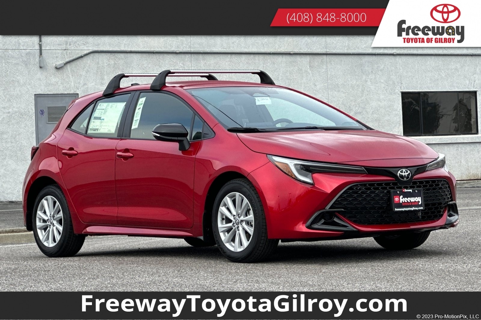 2026 Toyota Corolla Hatchback SE's photo