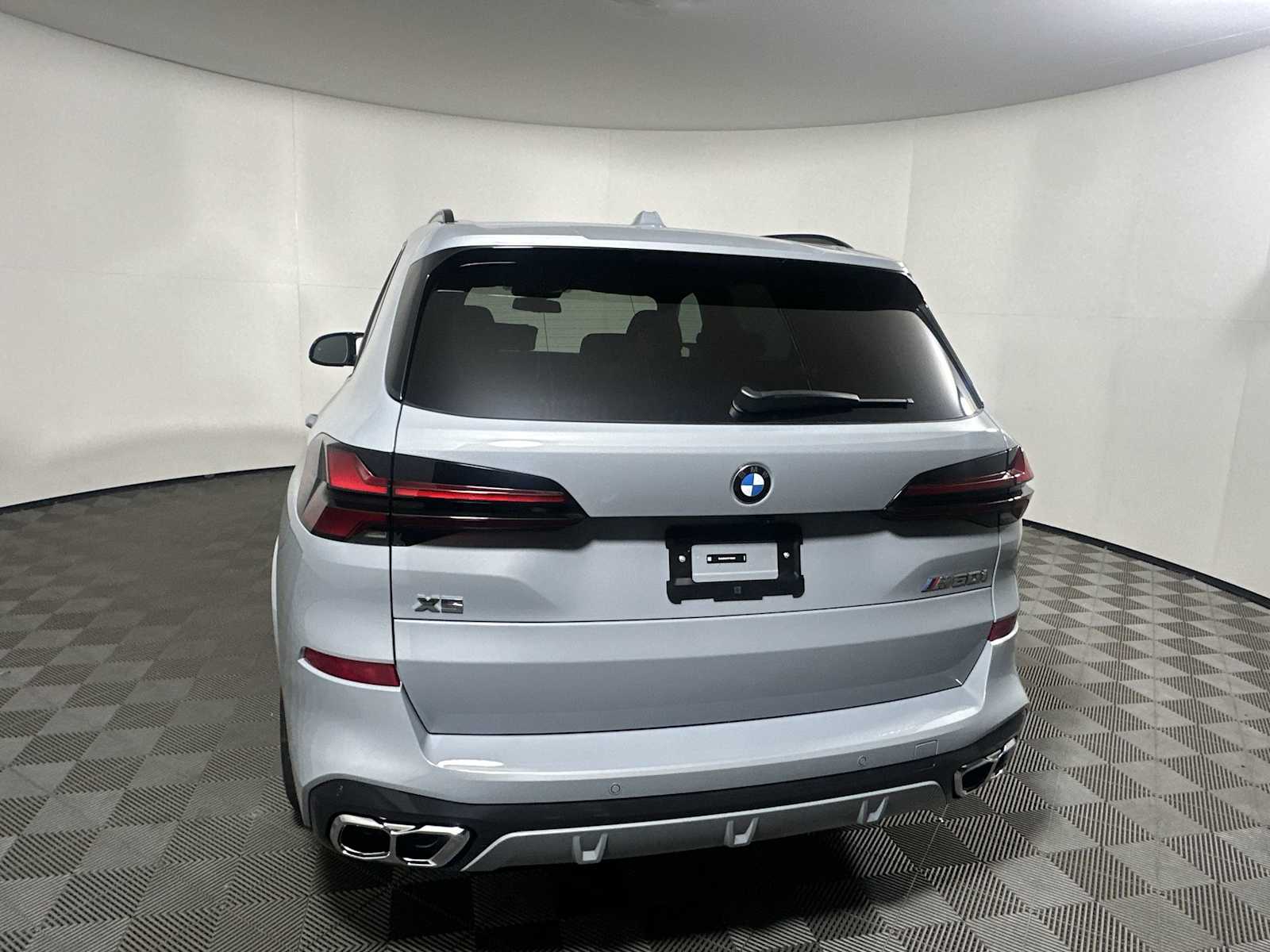 2026 Bmw X5 M60i photo 3
