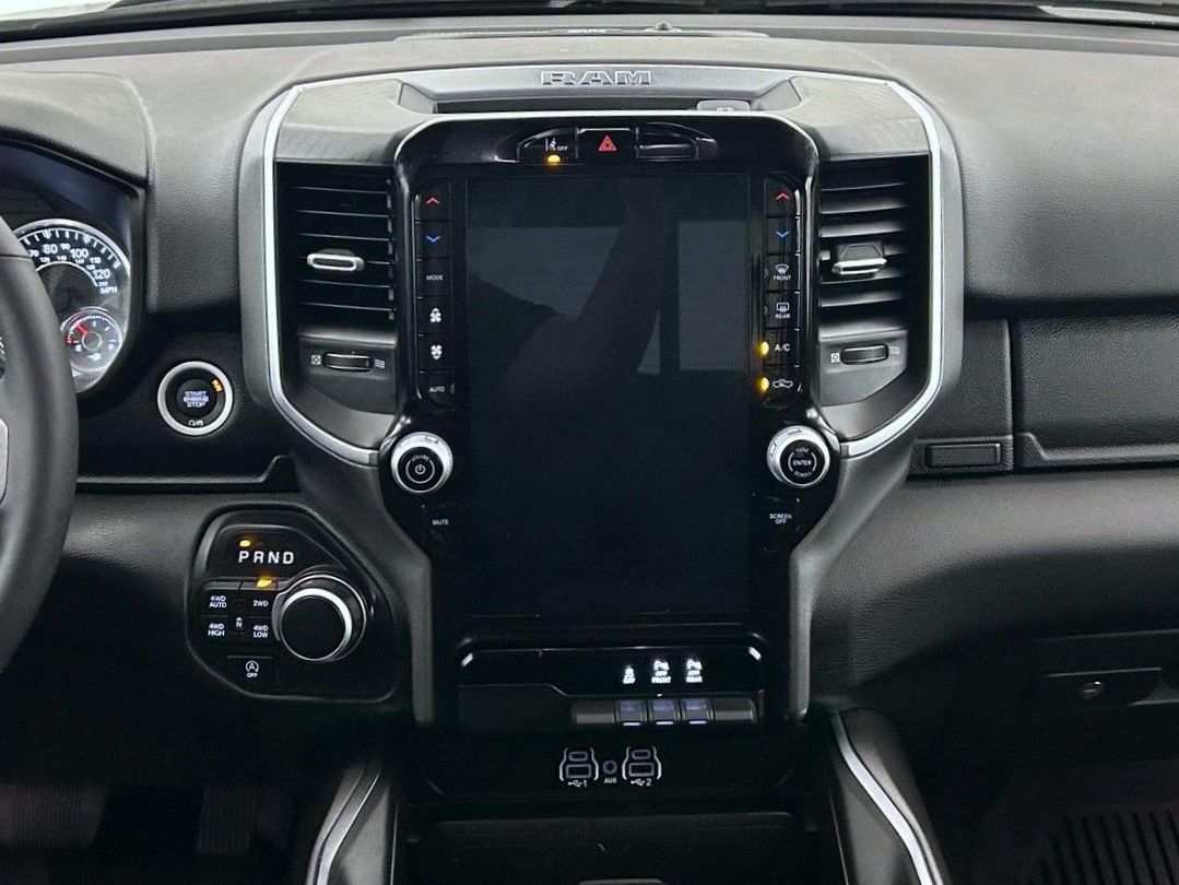 2025 Ram 1500 Big Horn Lone Star photo 9