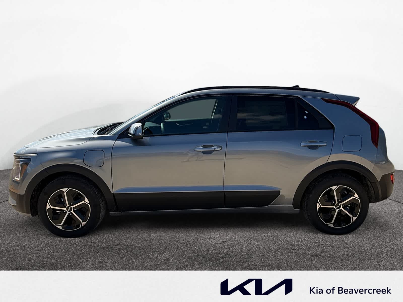 2025 Kia Niro Plug-In Hybrid EX photo 2