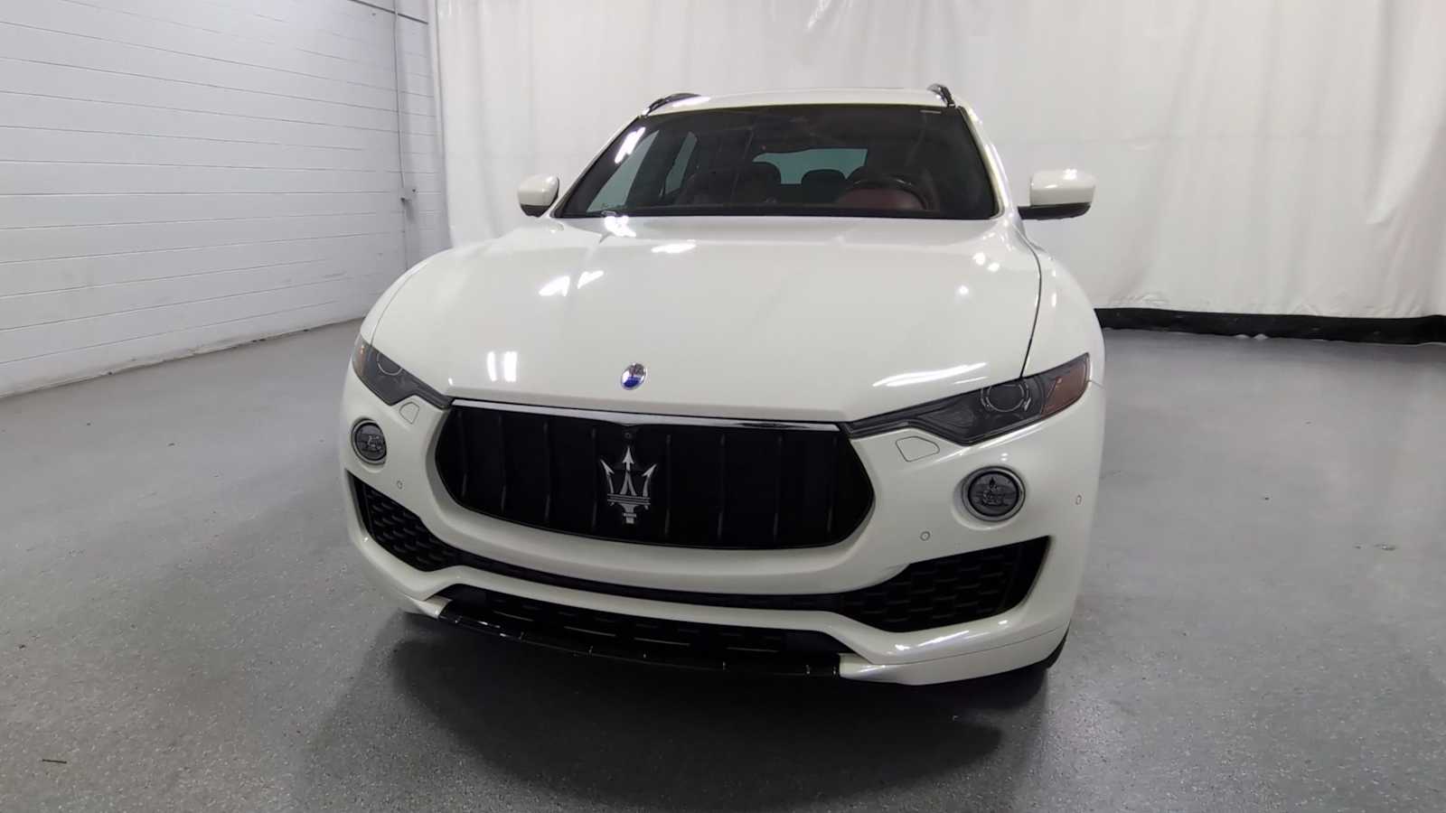 2018 Maserati Levante GranSport photo 2