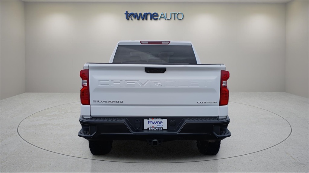 2022 Chevrolet Silverado 1500 Custom Trail Boss photo 4