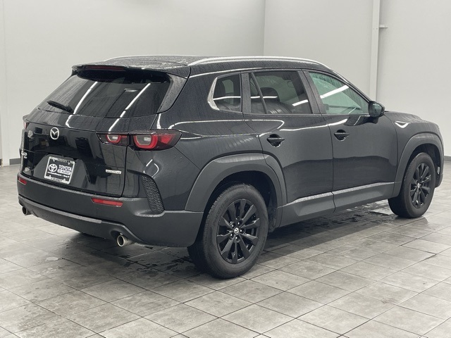 2024 Mazda CX-50 2.5 S Preferred photo 2