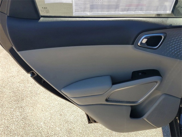 2025 Kia Soul LX photo 22