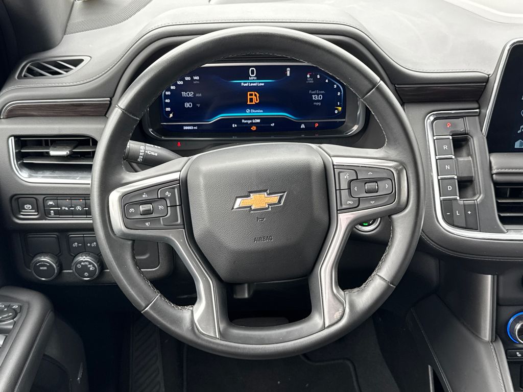 2024 Chevrolet Suburban LT photo 23