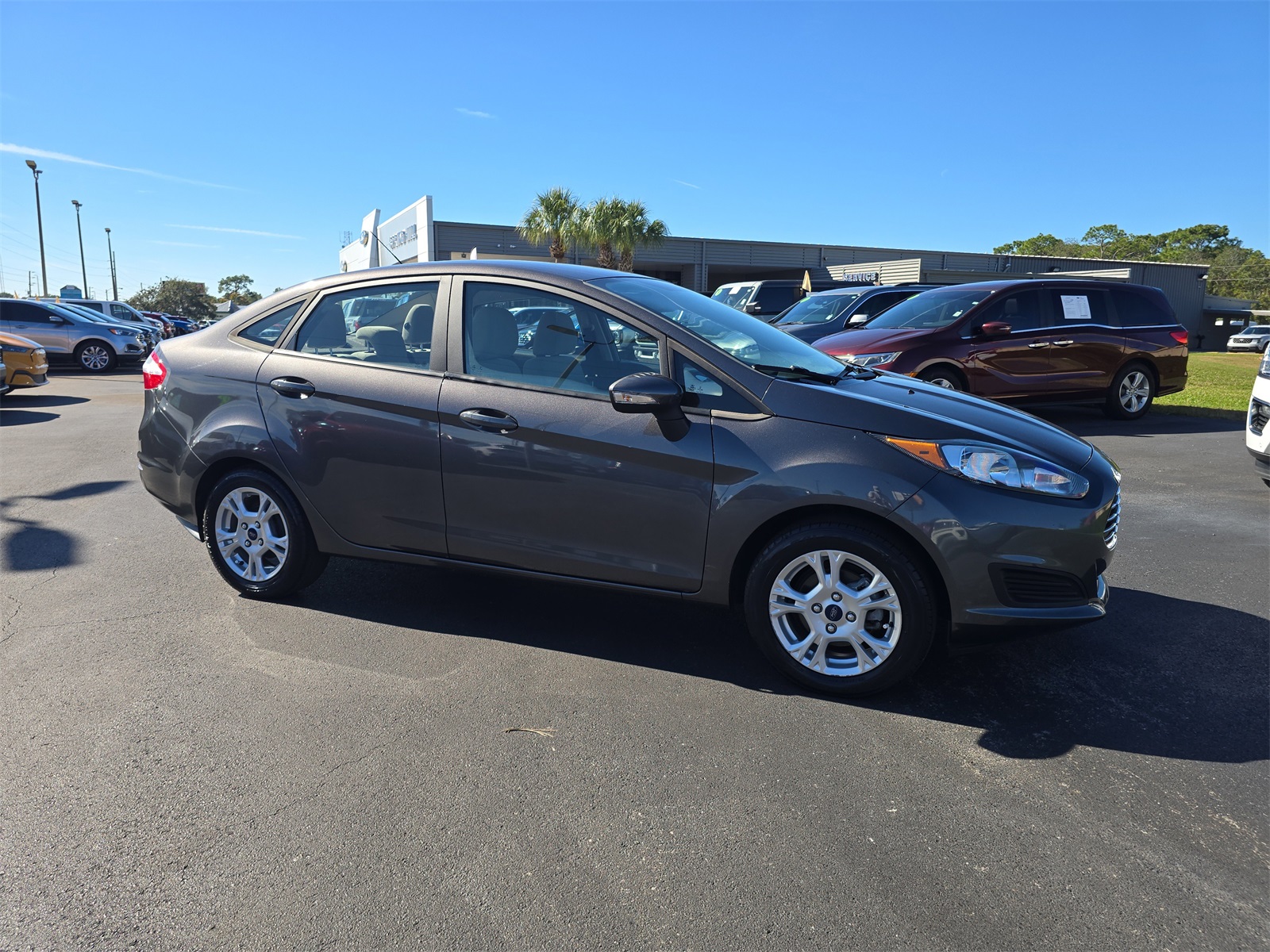 Used 2015 Ford Fiesta SE with VIN 3FADP4BJ1FM135509 for sale in Spring Hill, FL