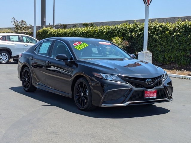 2023 Toyota Camry XSE photo 3