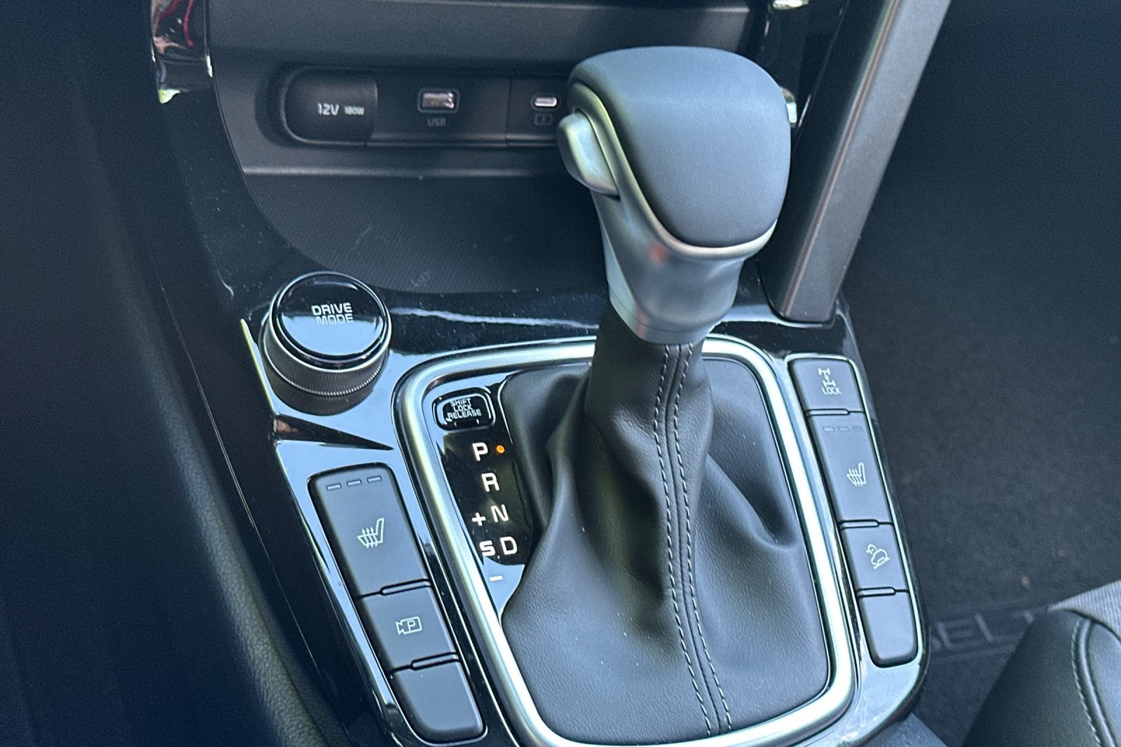 2025 Kia Seltos S X-Line photo 17