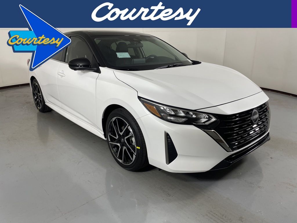 2025 Nissan Sentra SR's photo