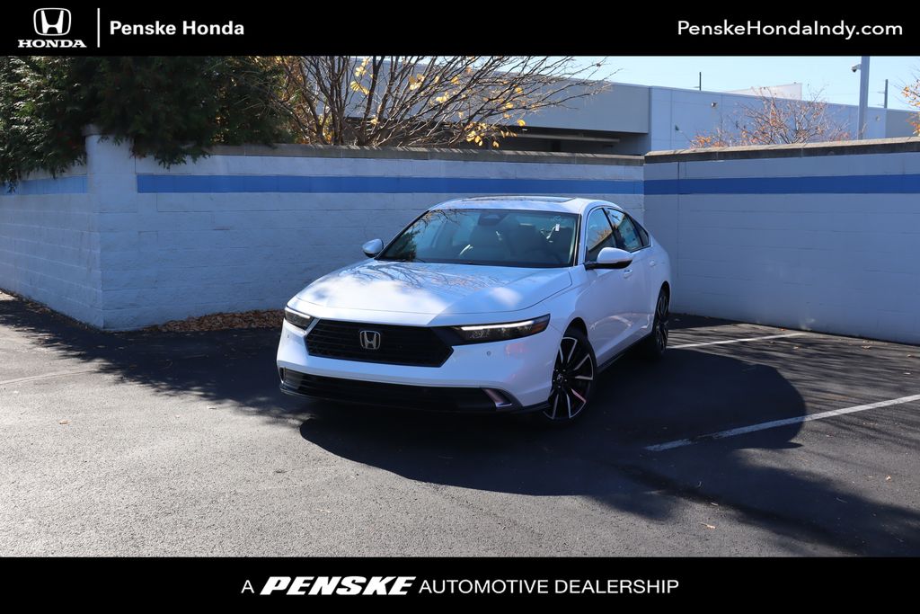 2025 Honda Accord Hybrid Touring's photo