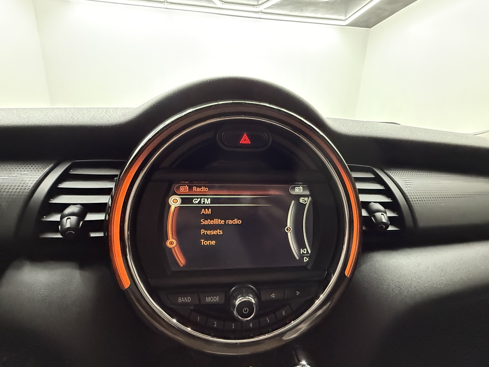 2017 Mini Cooper Hardtop photo 13
