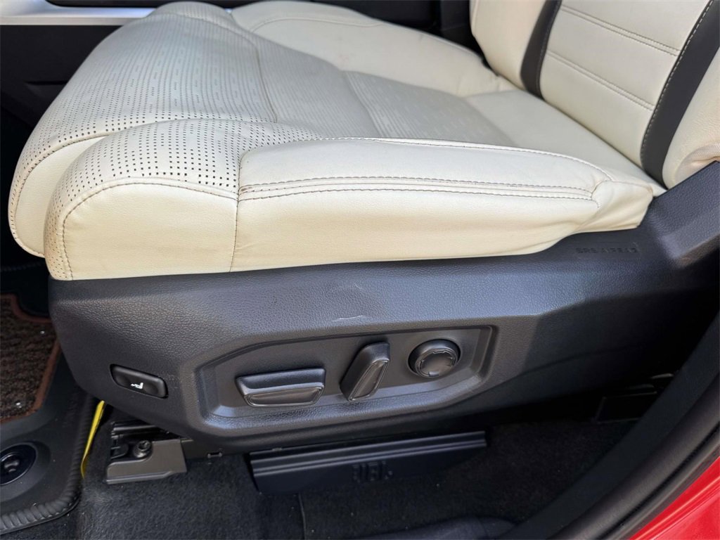 2022 Toyota Tundra 1794 Edition CrewMax photo 17