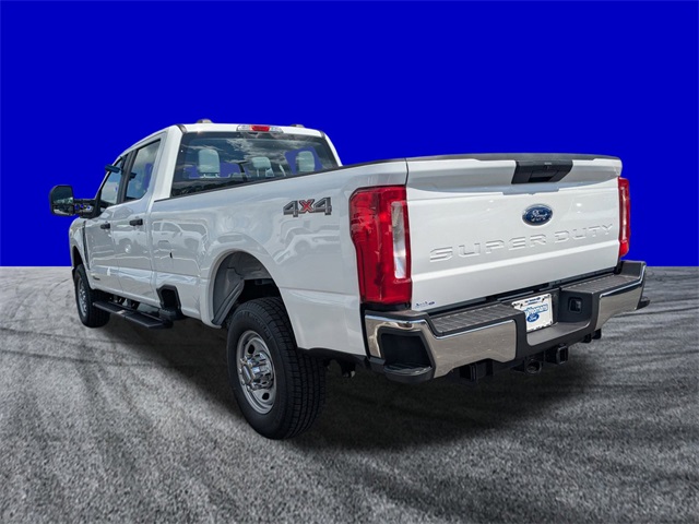 2026 Ford F-350 XL photo 5