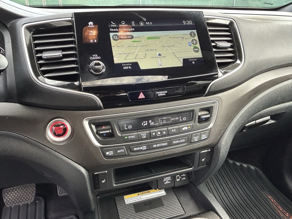 2022 Honda Pilot TrailSport photo 17