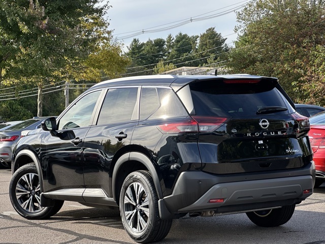 2023 Nissan Rogue SV photo 2