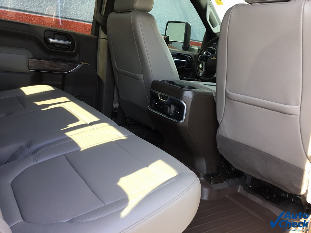 2020 Chevrolet Silverado 3500HD LTZ photo 32