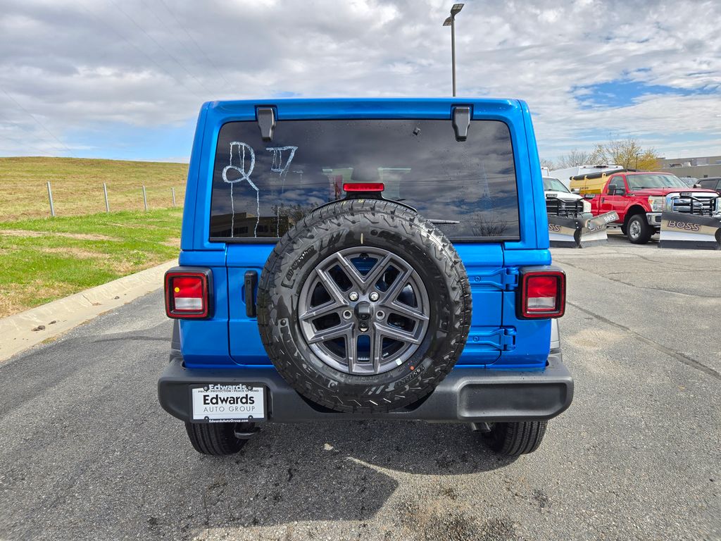 2026 Jeep Wrangler Sport S photo 4