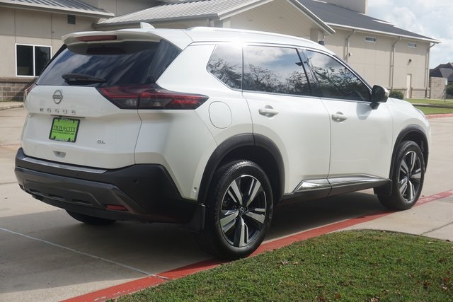 2022 Nissan Rogue SL photo 4