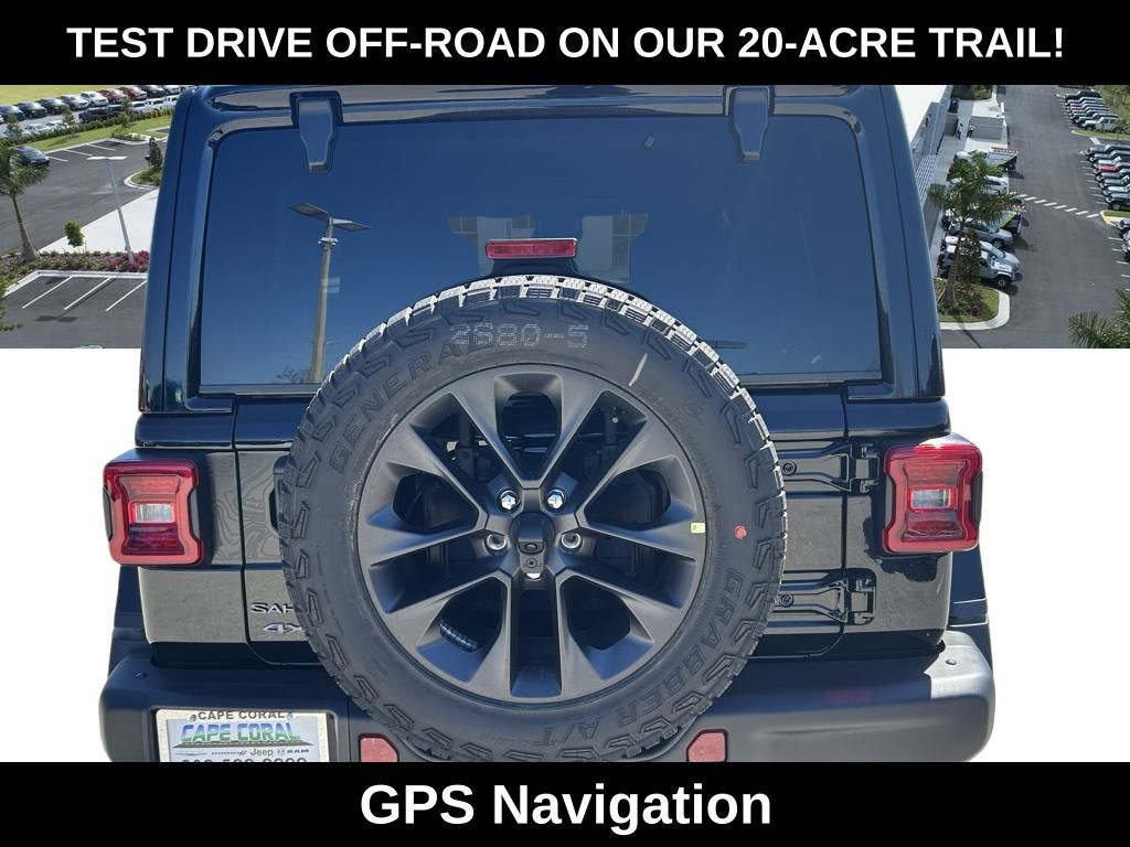 2025 Jeep Wrangler Sahara 4xe photo 5