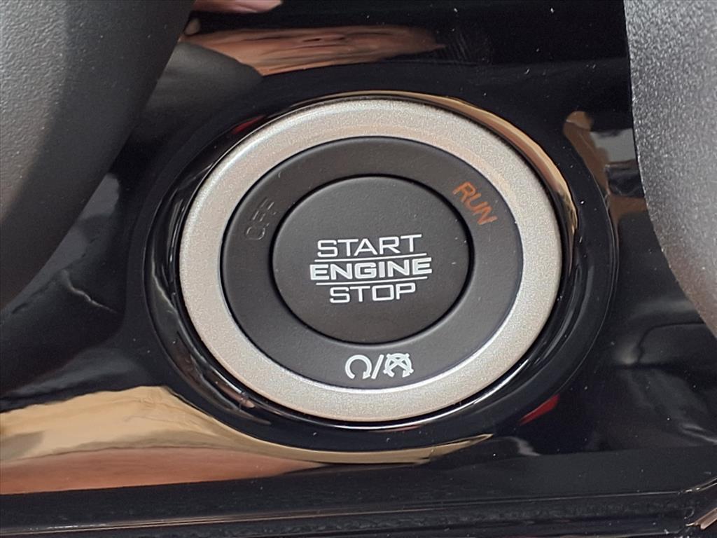 2026 Ram 1500 Laramie photo 18