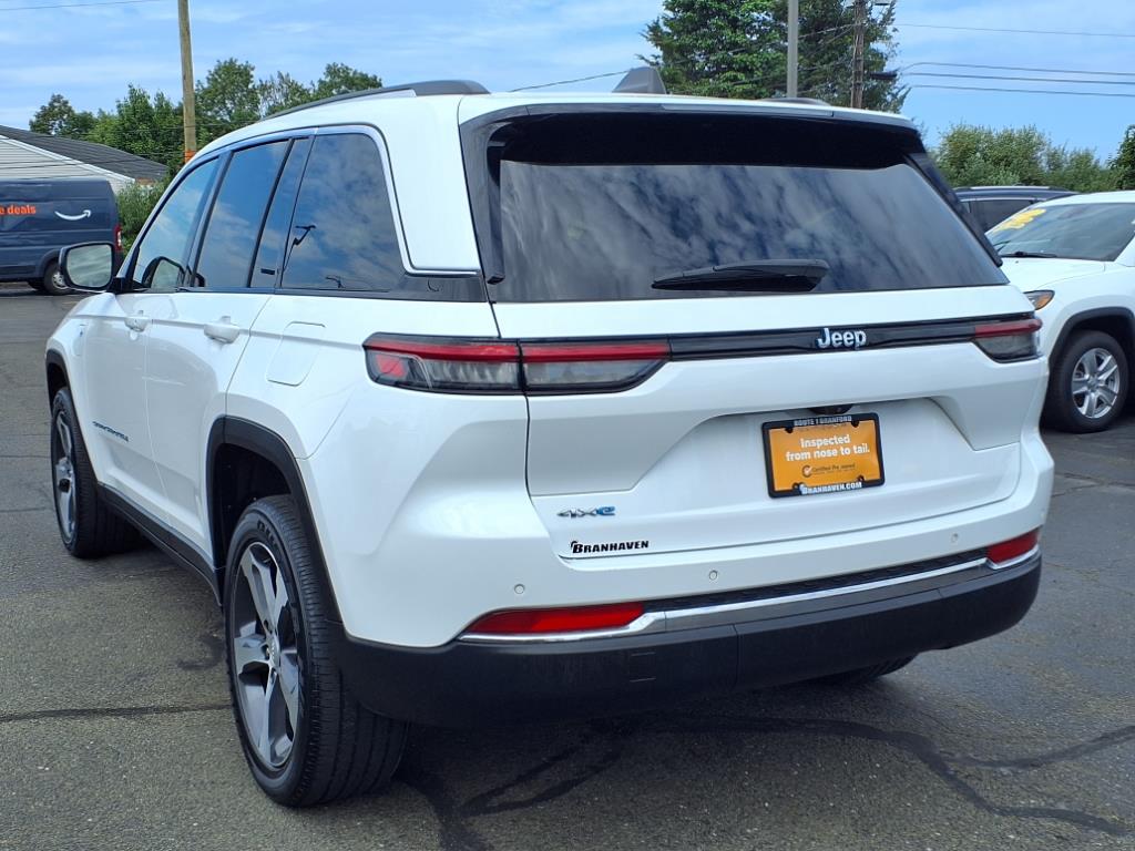 2023 Jeep Cherokee Base photo 5