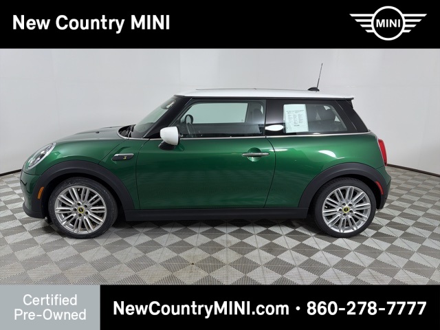 2024 Mini Cooper SE Signature photo 4