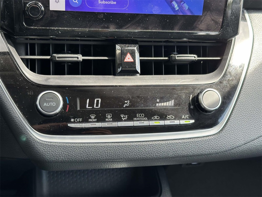 2024 Toyota Corolla LE photo 4