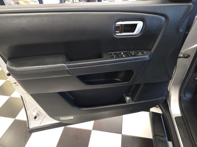 2012 Honda Pilot EX-L photo 17