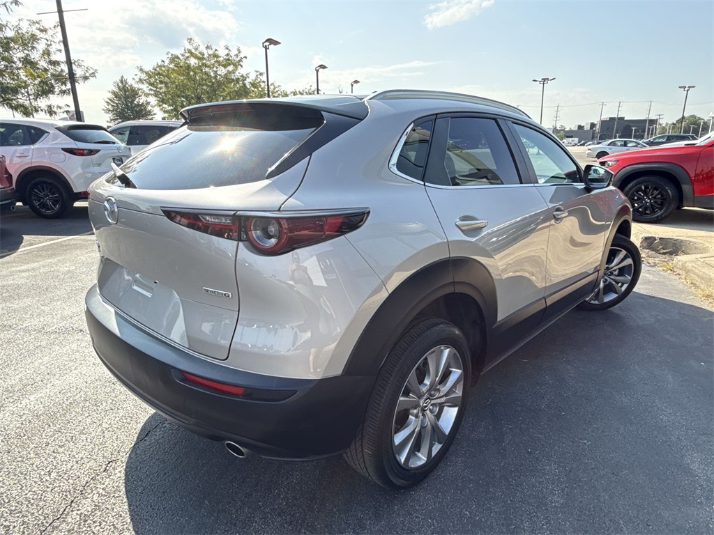2022 Mazda CX-30 2.5 Select photo 3