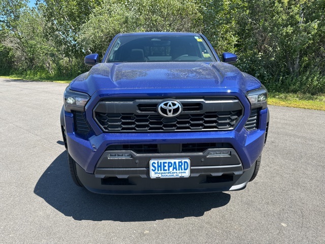 2025 Toyota Tacoma TRD Double Cab photo 2