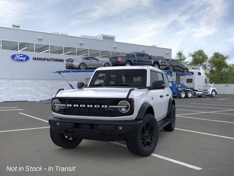 2025 Ford Bronco Outer Banks photo 2