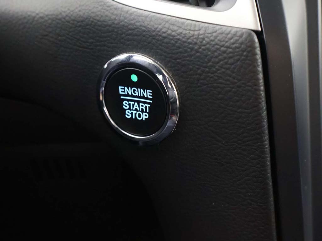 2022 Ford Edge SEL photo 34