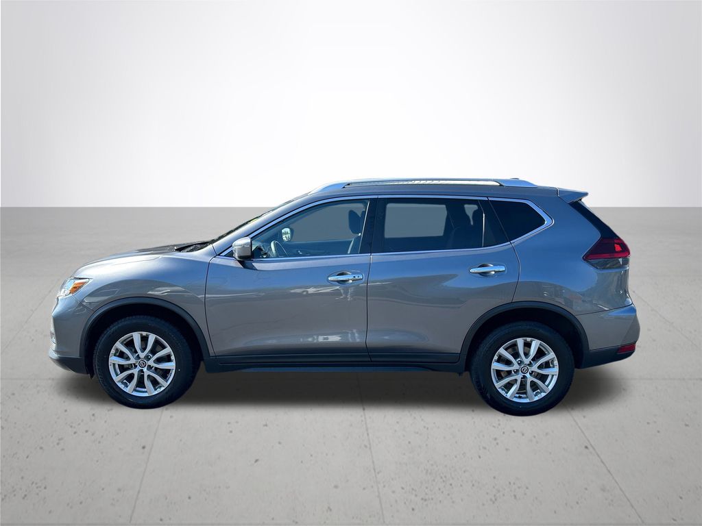 2019 Nissan Rogue SV photo 10