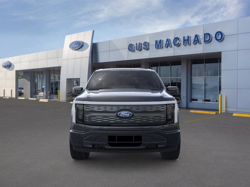 2025 Ford F-150 Lightning Lariat photo 6