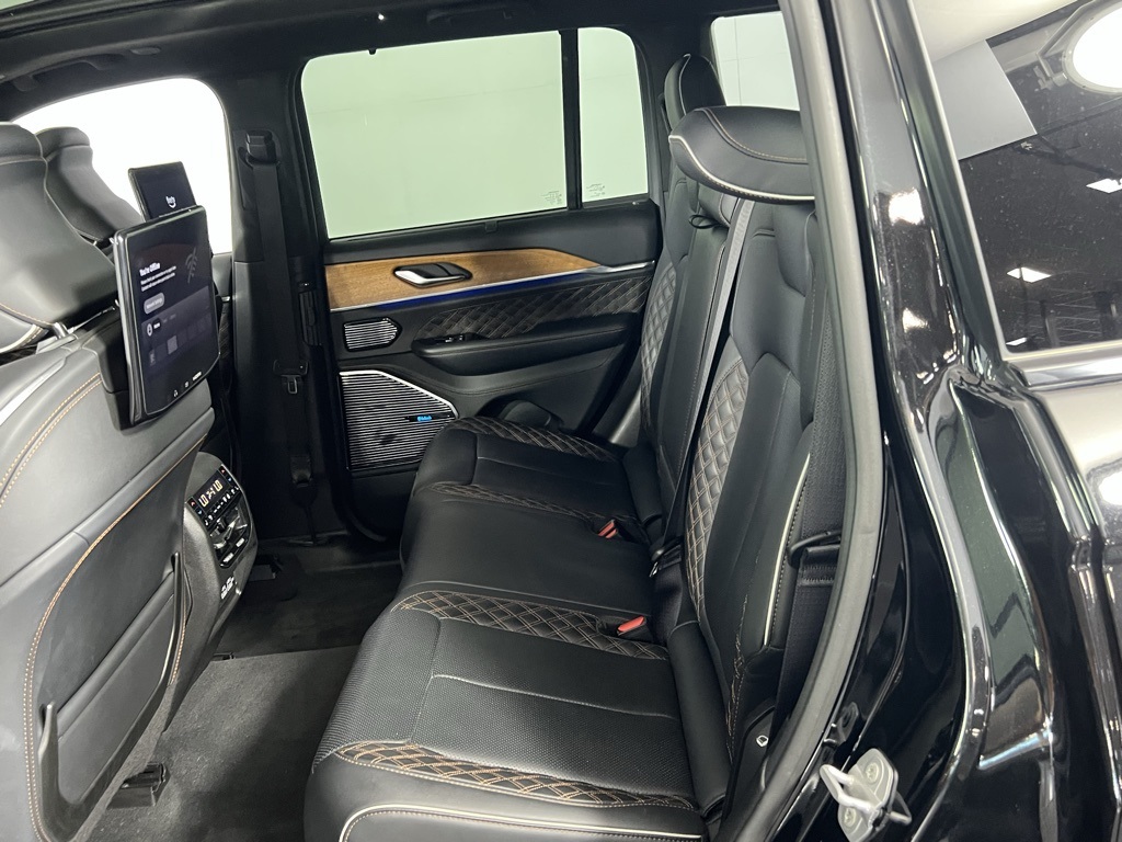 2023 Jeep Grand Cherokee Summit Reserve 4xe photo 23