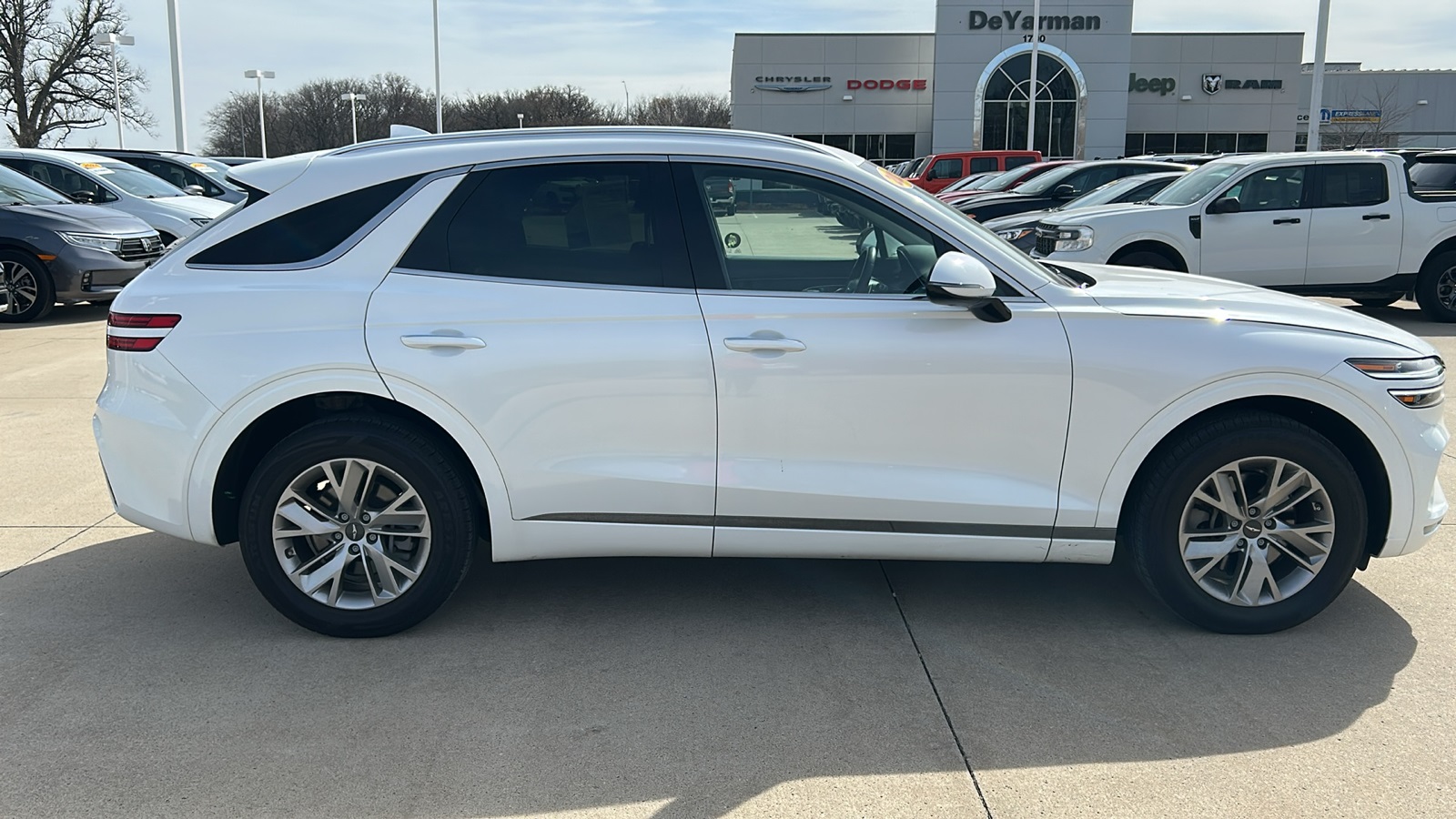 2023 Genesis GV70 2.5T photo 2