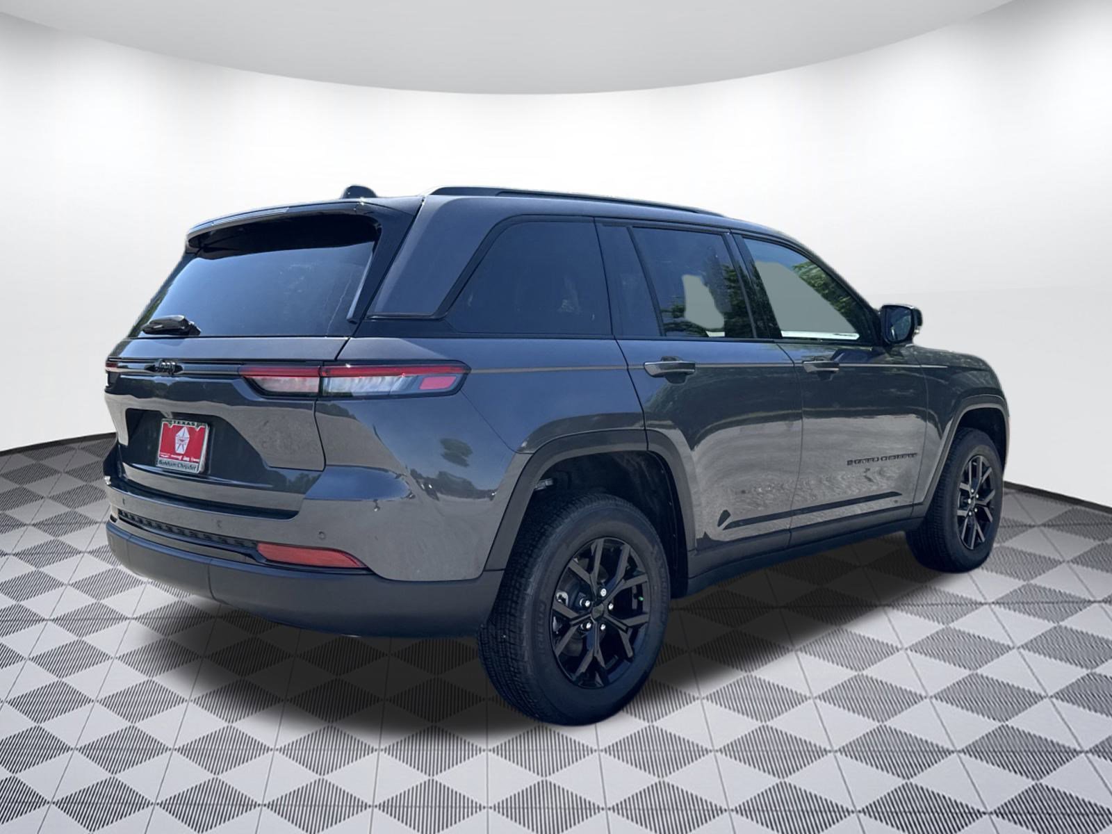 2025 Jeep Grand Cherokee Altitude X photo 3