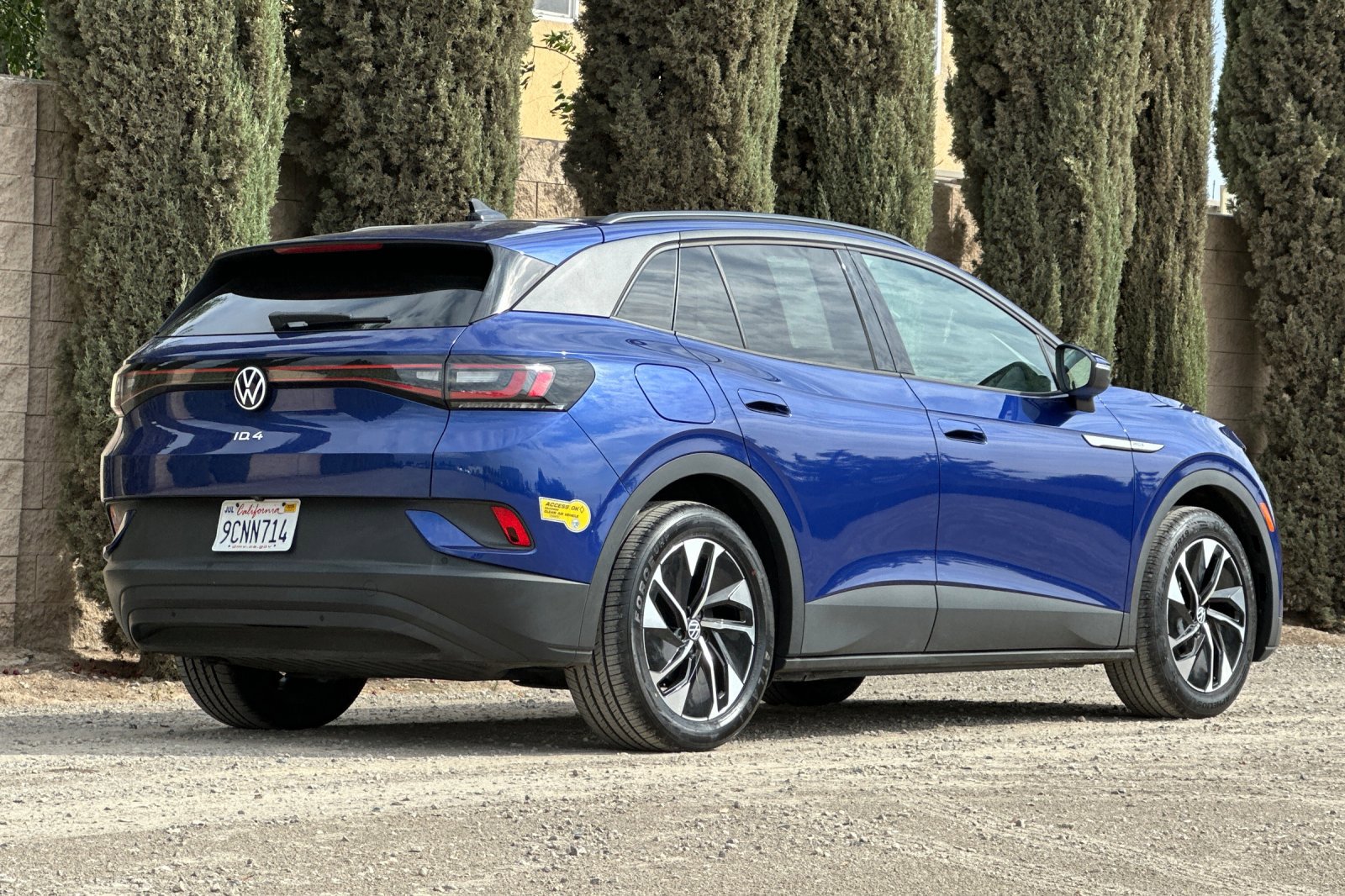 2022 Volkswagen ID.4 Pro S photo 4