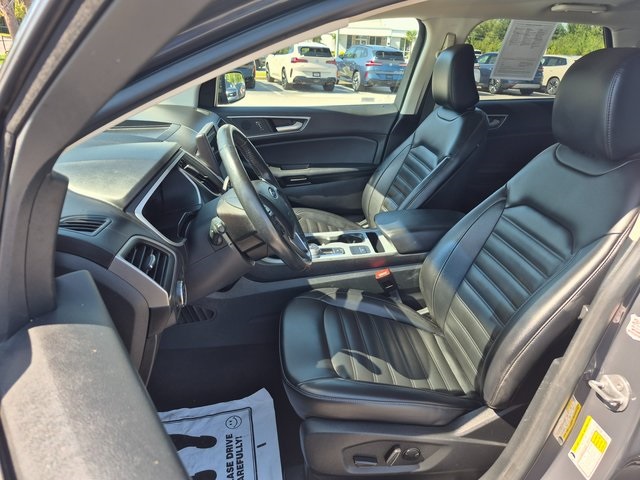 2021 Ford Edge SEL photo 11