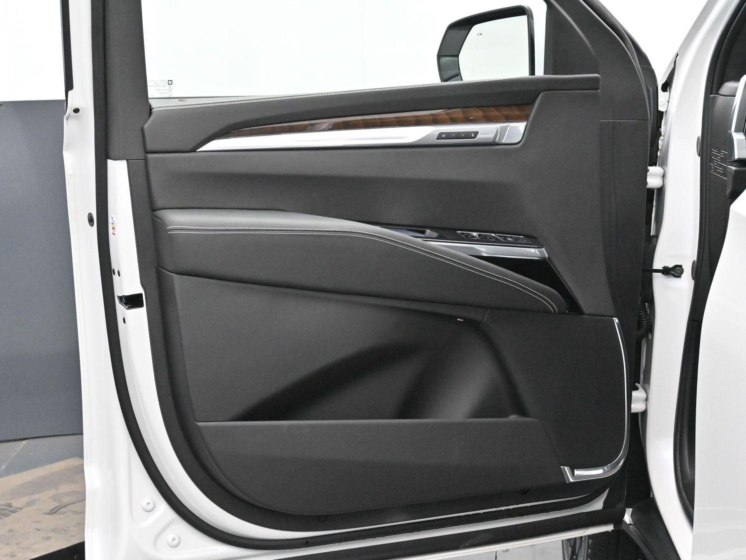 2025 Cadillac Escalade Sport Platinum photo 11