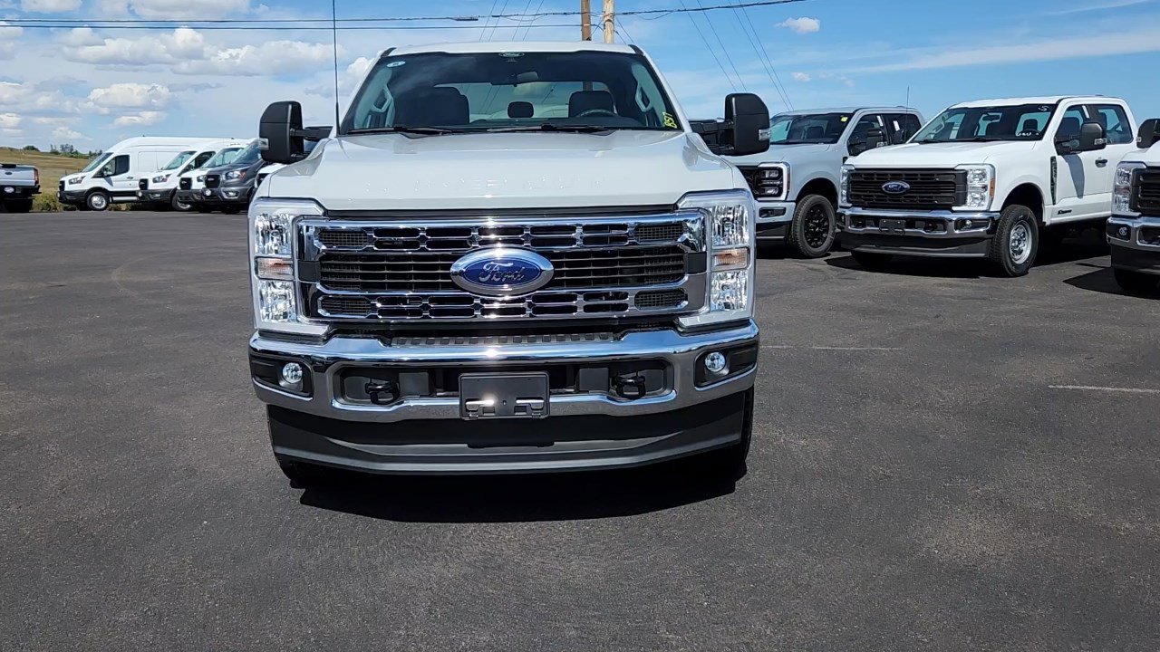 2026 Ford F-350 XL photo 4