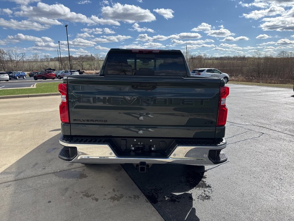 2025 Chevrolet Silverado 1500 LTZ photo 6