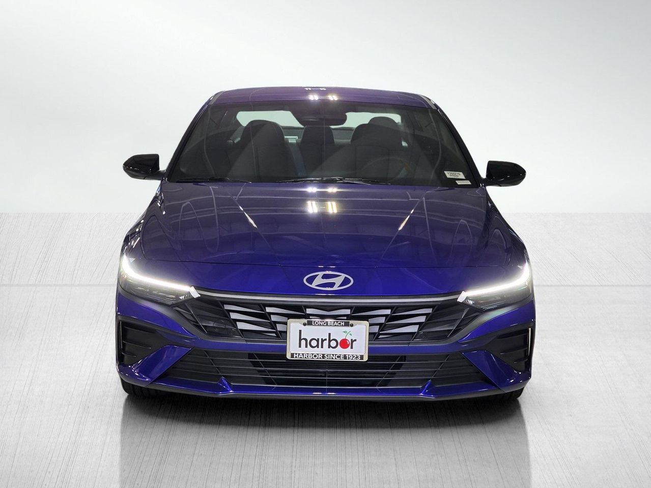 2026 Hyundai Elantra SEL Sport photo 2