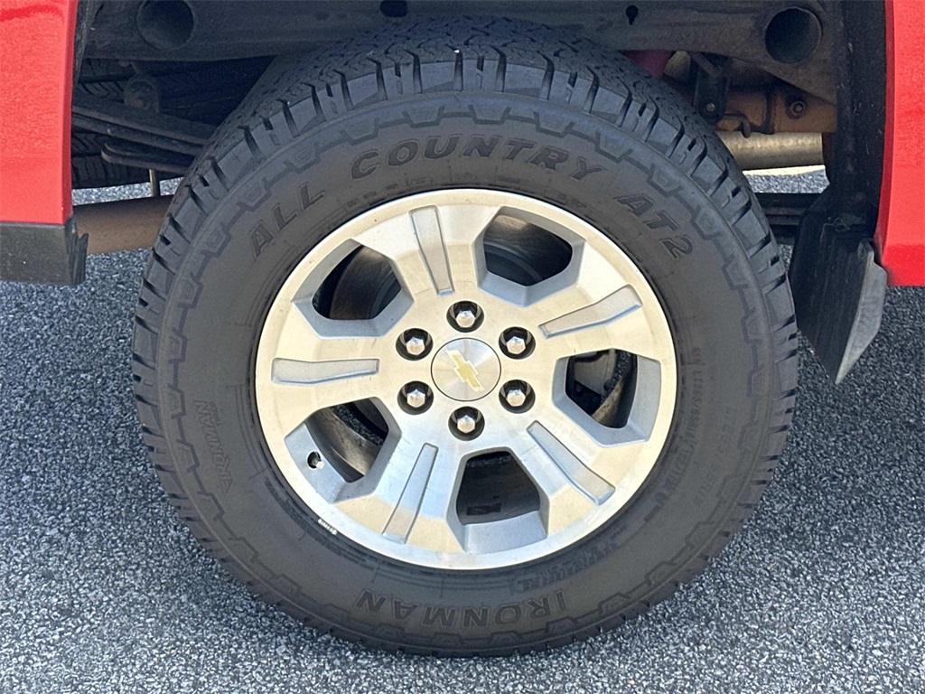 2017 Chevrolet Silverado 1500 LT photo 9