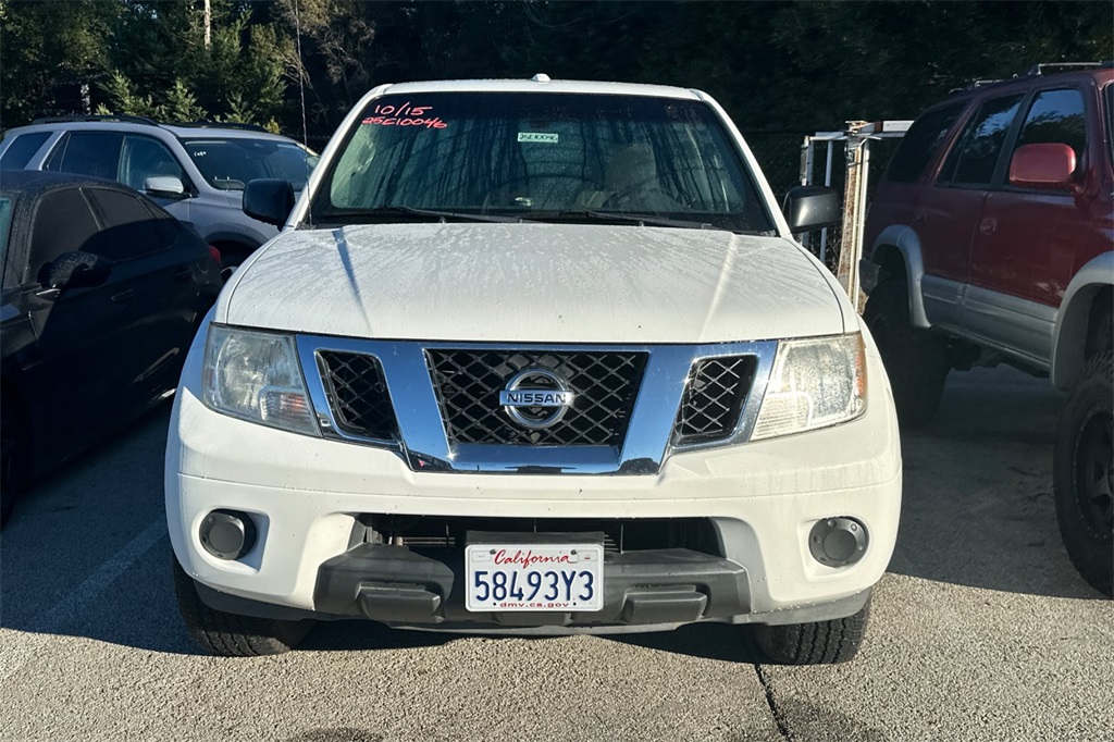 2014 Nissan Frontier SV photo 4