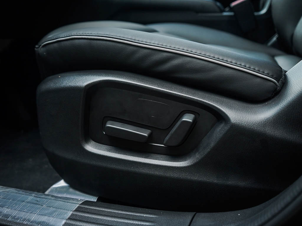 2025 Mazda CX-50 2.5 Select photo 18
